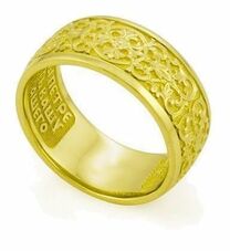 Золотое женское кольцо с молитвой к Петру и Февронии